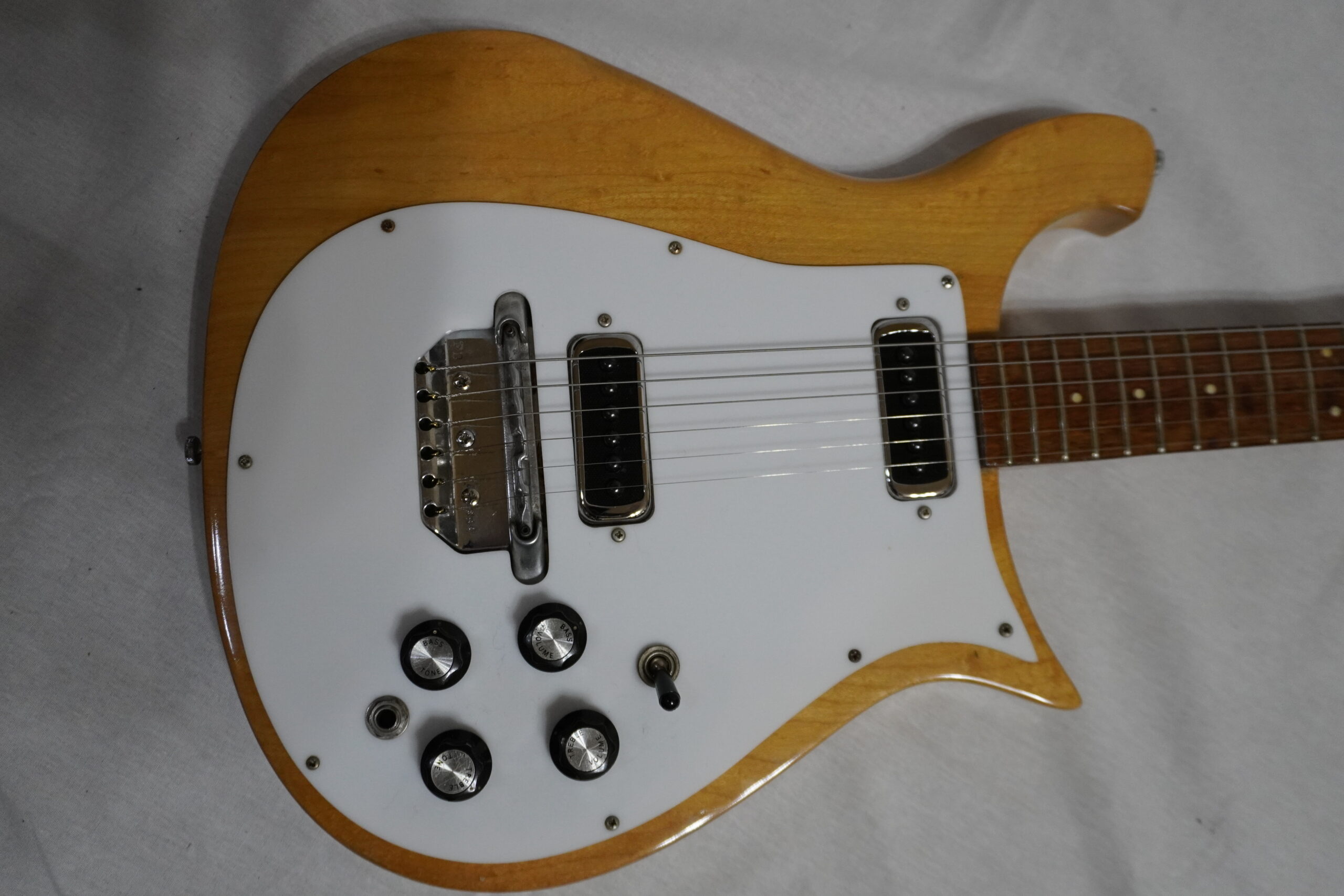 Rickenbacker 450 ‘MOD 1966年製 – Palmarosaneroli