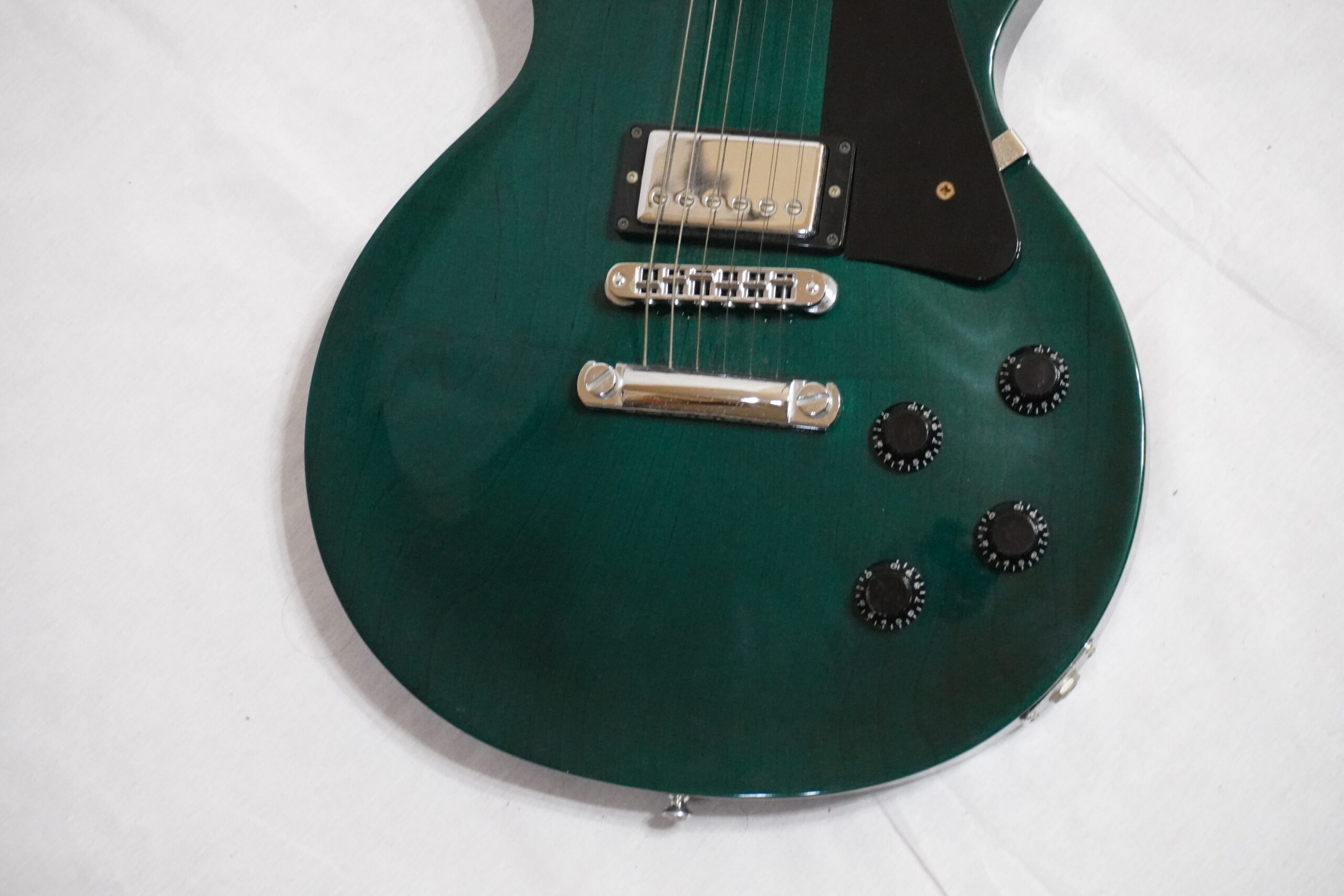 Gibson les Paul Studio Lite 2000年製 – Palmarosaneroli